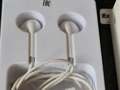 Edifier P180 Plus ����