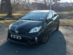 Toyota Prius. ��������, ��������, ������, 275����. �� ����