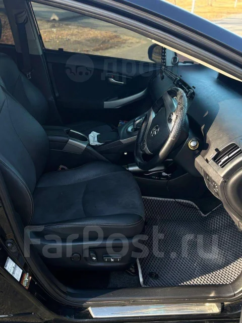 Toyota Prius. ��������, ��������, ������, 275����. �� ����