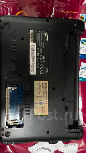 Samsung. 11", 2,2����, ��� 256 �� � ������, ���� 1���, ����������� �� 1��. ����