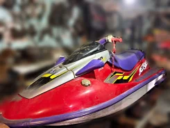 Kawasaki ZXI. 2000 ��� ����