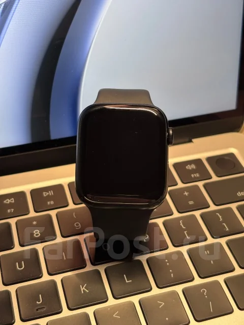 Apple Watch SE 2 ����