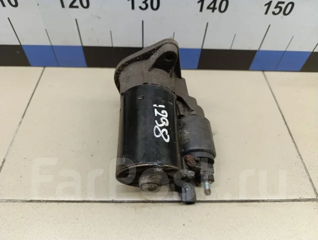 ������� Toyota Corolla E12 2001-2006 281000D130 ����
