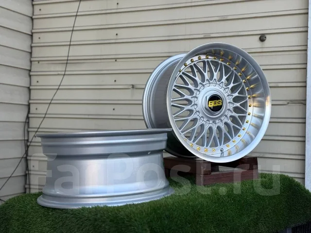 BBS Super RS. 8.0/9.0x17", 4x100, 4x114.3, ET20/22, �� 73,1���. ����