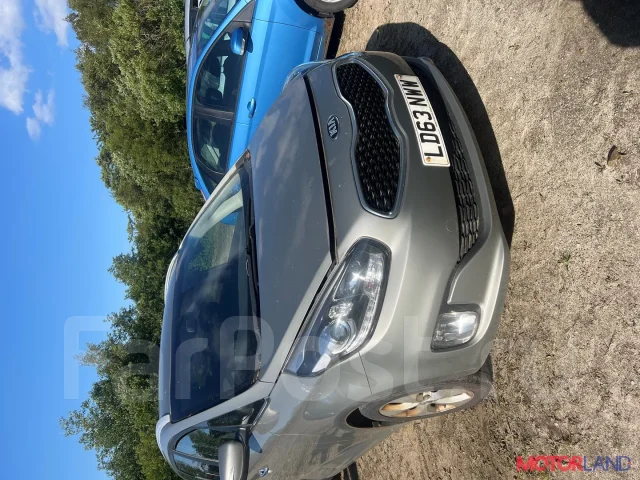 ������� Kia Carens 2013-2019 21025809 361002A550 ����