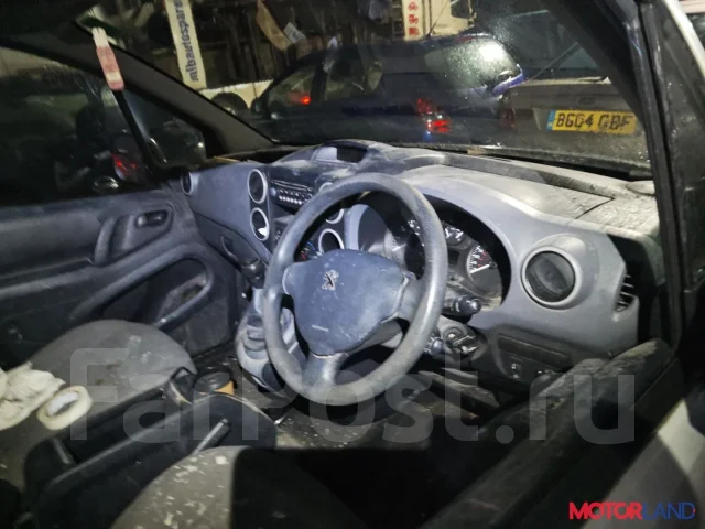 ������� Peugeot Partner 2012-2015 21072567 5802FP ����
