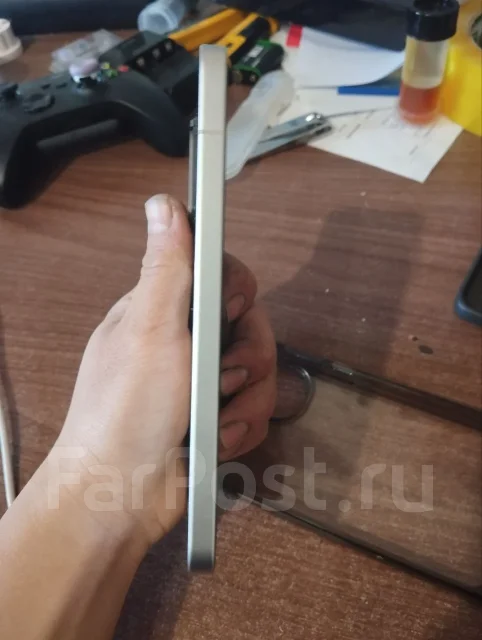 Xiaomi Poco F7. �/�, 256 ��, �����, ���������, 3G, 4G LTE, 5G, Dual-SIM ����