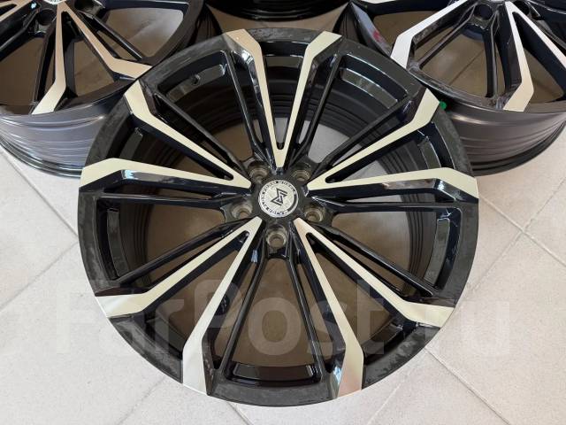 Modellista. 8.5x19", 5x114.3, ET35, �� 73,1���. ����