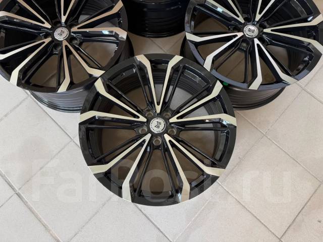 Modellista. 8.5x19", 5x114.3, ET35, �� 73,1���. ����