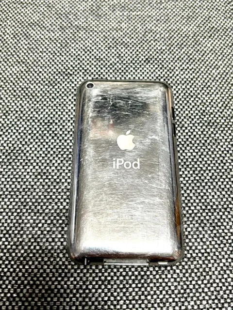 Apple iPod touch 4. ����