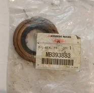 ������� ������� Mitsubishi ���. MB393883 MB393883 ����