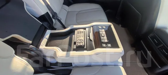 Lexus LX570. 3URFE ����