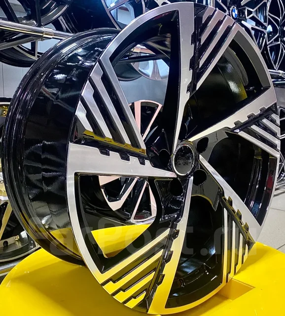 Replica. 9.0x20", 5x112, ET35, �� 66,5���. ����