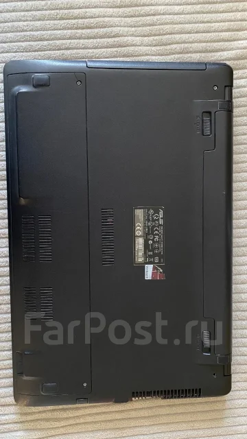 Asus X550V. 15.6", 2,6����, ��� 16 ��, ���� 240���, WiFi: 1, Bluetooth: 1 ����