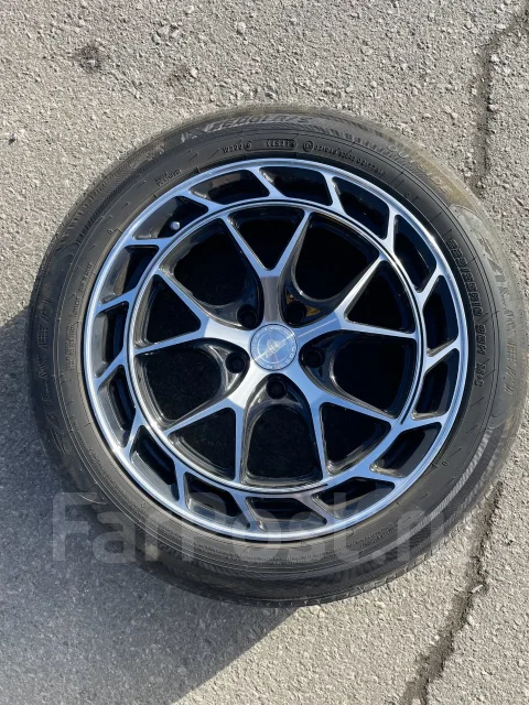 Vossen. 8.0x18", 5x114.3, ET35, �� 73,1���. ����