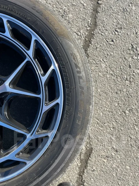 Vossen. 8.0x18", 5x114.3, ET35, �� 73,1���. ����