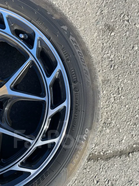 Vossen. 8.0x18", 5x114.3, ET35, �� 73,1���. ����