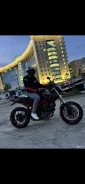 Ducati Hypermotard 1100S ����