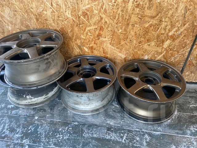AVS Model 6. 8.0x17", 5x114.3, ET35, �� 66,1���. ����