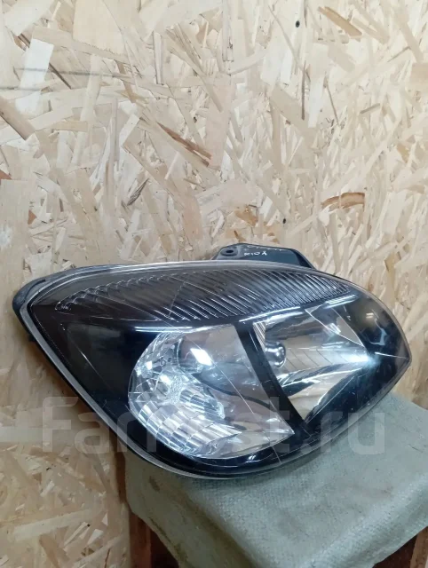 ���� ������ Kia Rio 2 921021G620 ����