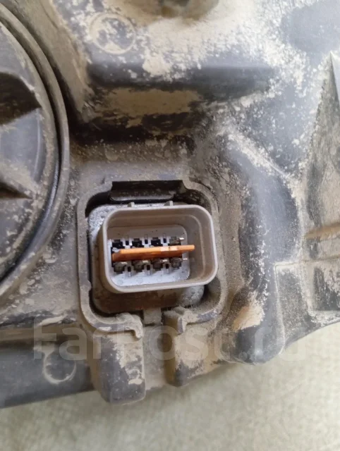 ���� ������ Kia Rio 2 921021G620 ����