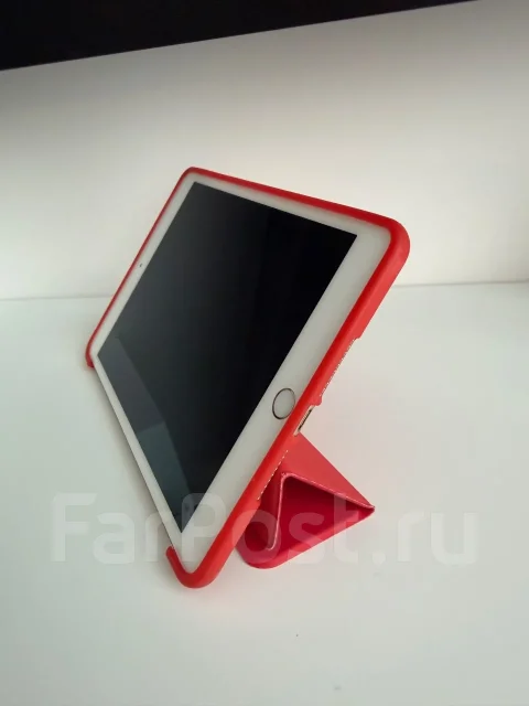 Apple iPad Mini 4. ������ 128 �� ����