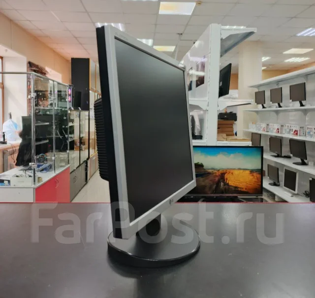 LG. 17", ���������� �� (LCD, LED, QLED) ����