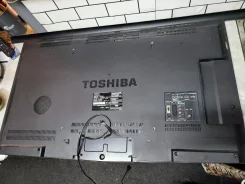 Toshiba. LED ����