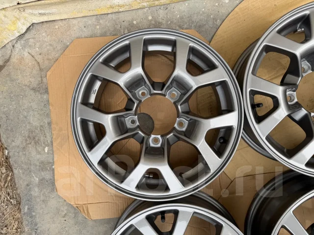 Suzuki. 5.5x15", 5x139.7, ET5, �� 108,1���. ����
