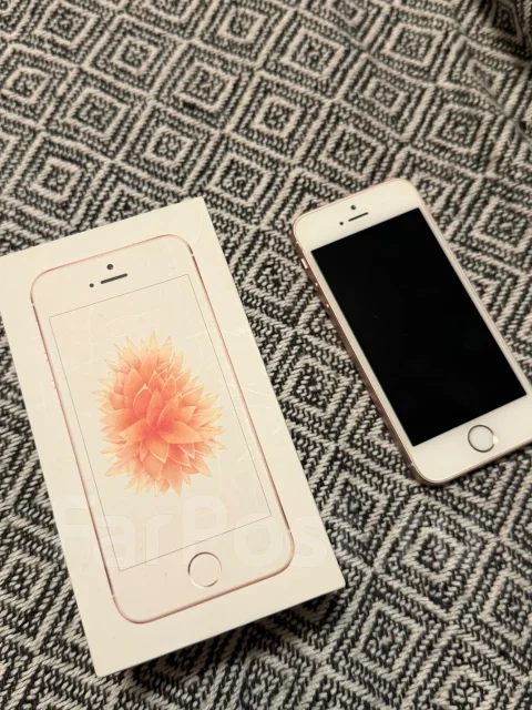Apple iPhone SE. �/�, 32 ��, ������� ����