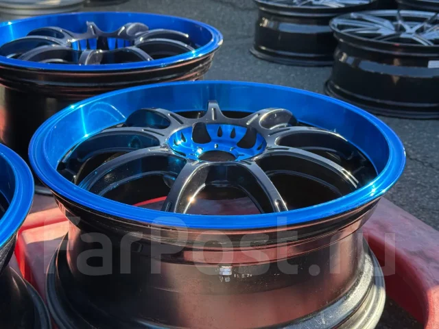 RAYS Gram Lights 57 Gainer. 7.5/8.5x18", 5x114.3, ET45/45, �� 73���. ����