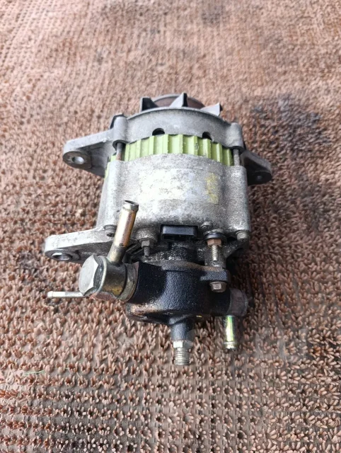 ��������� Mazda RF R2 LR155414 ����