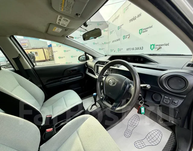 Toyota Aqua. �������, ��������, 1.5 (74��.�.), ������, 178 000����. �� ����