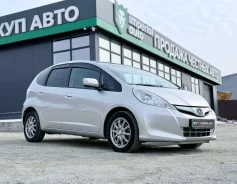 Honda Fit. �������, 4wd, 1.3 (100��.�.), ������, 187 000����. �� ����