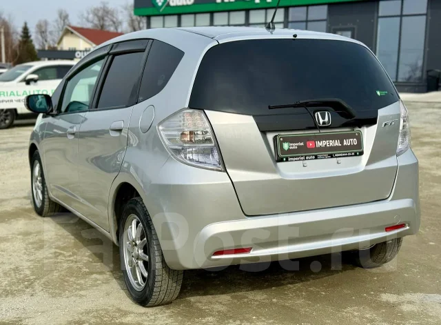 Honda Fit. �������, 4wd, 1.3 (100��.�.), ������, 187 000����. �� ����