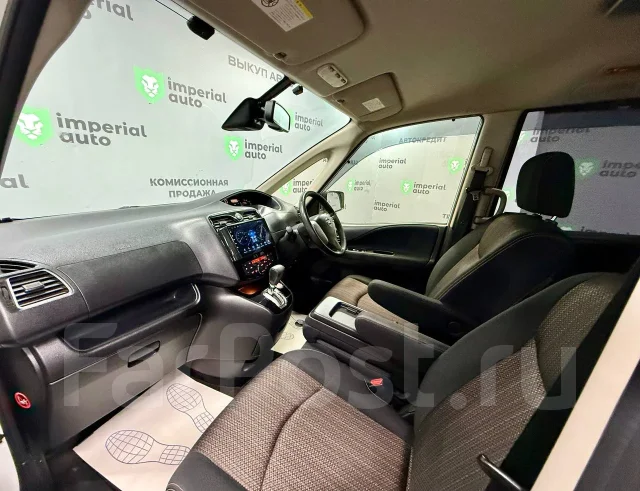 Nissan Serena. �������, ��������, 2.0 (147��.�.), ������, 269 000����. �� ����