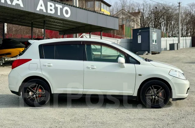 Nissan Tiida. �������, ��������, 1.5 (109��.�.), ������, 219 000����. �� ����