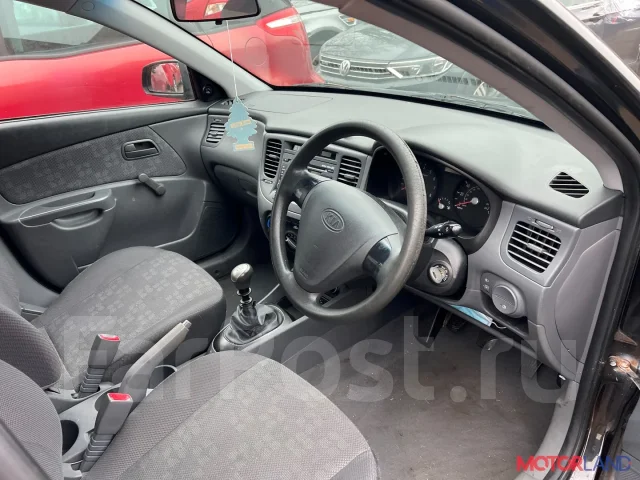 ������� Kia Rio 2005-2011 21069448 3610026800 ����