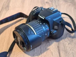 Canon EOS 250D ����