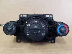 ���� ���������� ������-��������� FORD Fiesta 2015 1910651 MK6 1910651 ����