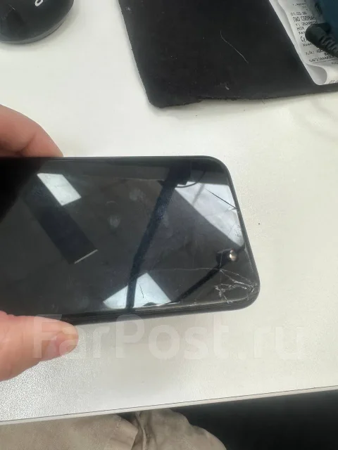 Apple iPhone Xr. �/�, 64 �� ����