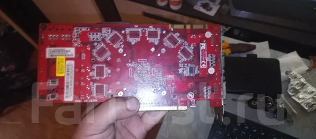 GeForce GTS 250 ����