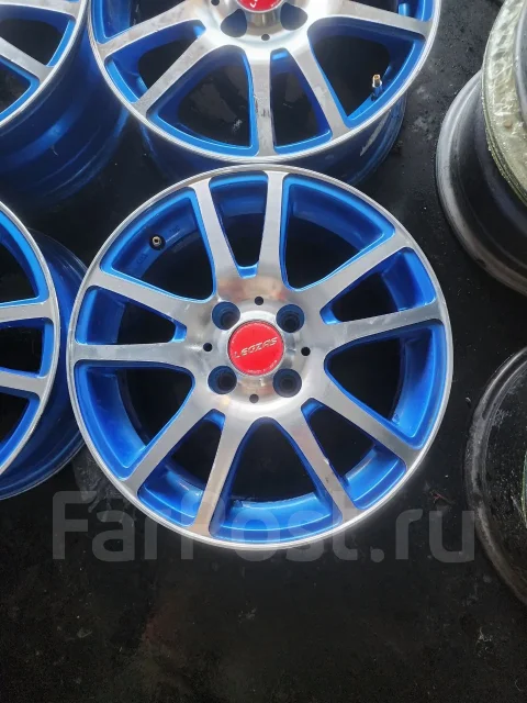 Hot Stuff Stich Legzas. 6.0x15", 4x100, ET42 ����