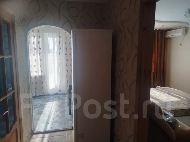 1-���������, ����� ��������� 132. �������, ������� ����, 40���.��., 4/5 ����, ������������� ������ ����