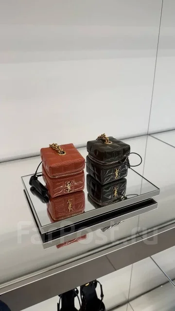 ����� ����