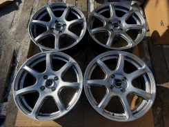 Advan Racing RG-D. 7.0x16", 4x100, ET35, �� 73,1���. ����
