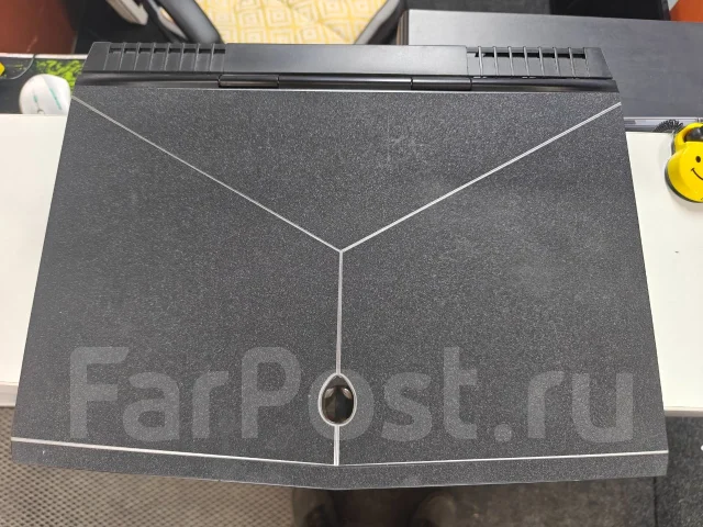 Dell Alienware. 15.6", ��� 16 ��, ���� 512���, WiFi: 1, Bluetooth: 1, ����������� �� 1��. ����