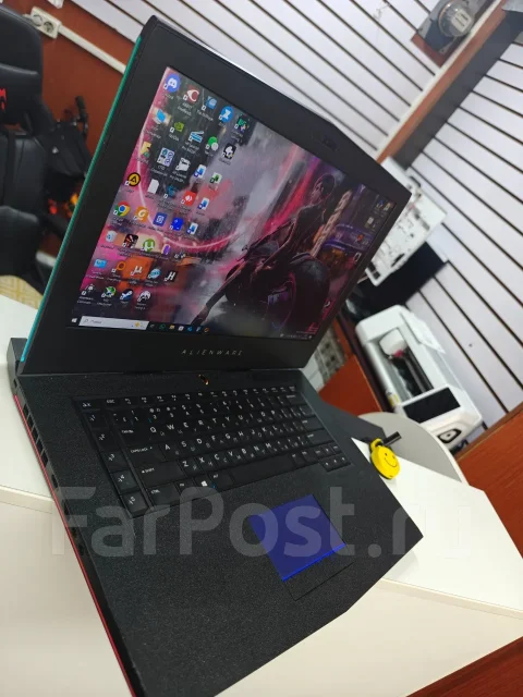 Dell Alienware. 15.6", ��� 16 ��, ���� 512���, WiFi: 1, Bluetooth: 1, ����������� �� 1��. ����
