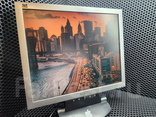 VecorSonic. 17", ���������� �� (LCD, LED, QLED) ����