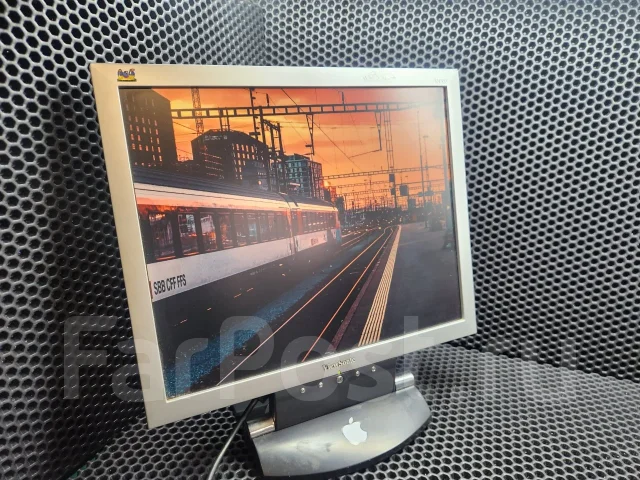 VecorSonic. 17", ���������� �� (LCD, LED, QLED) ����